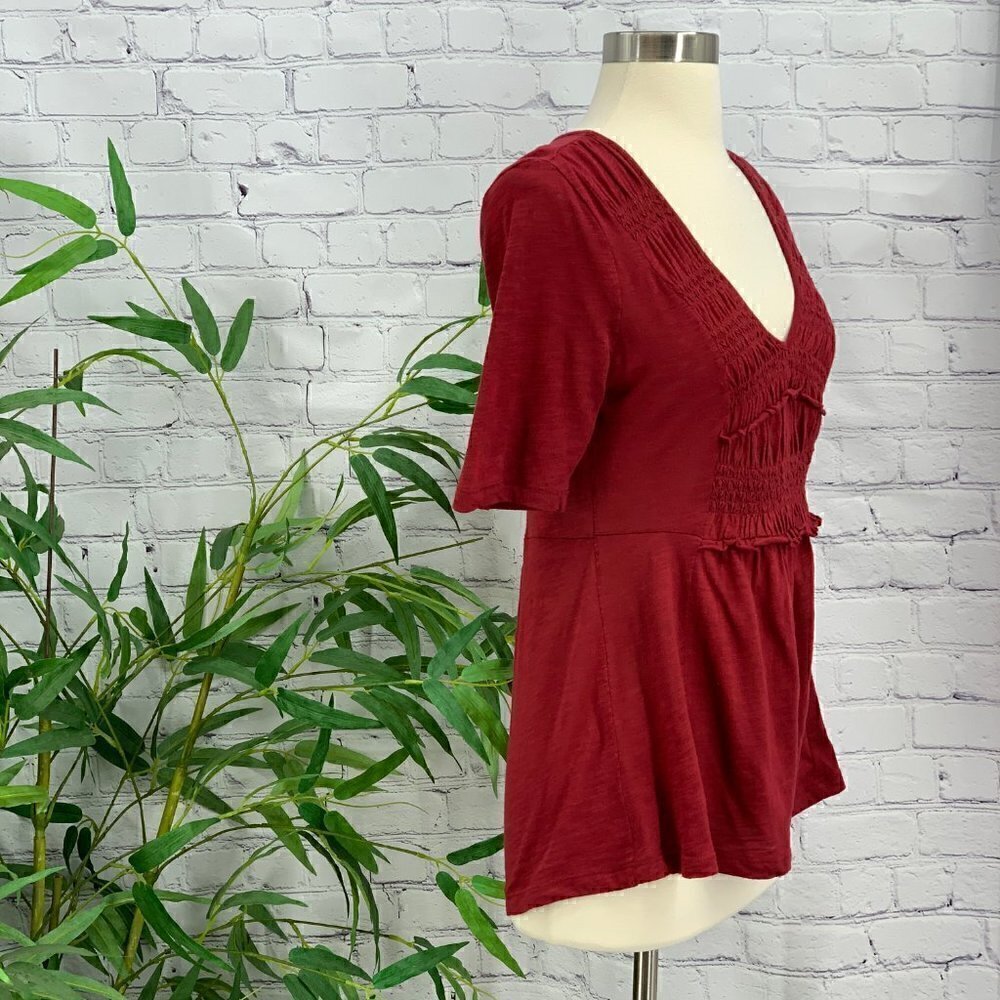 Deletta Barn Red Knit Top w/ Pleating Detail - Picture 2 of 5